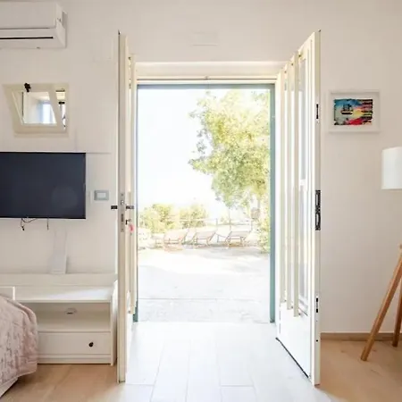 Petra Bianca Charming House Holiday home *